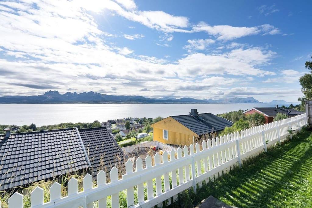Well-Equipped Apartment With Stunning Views Bodø Екстериор снимка